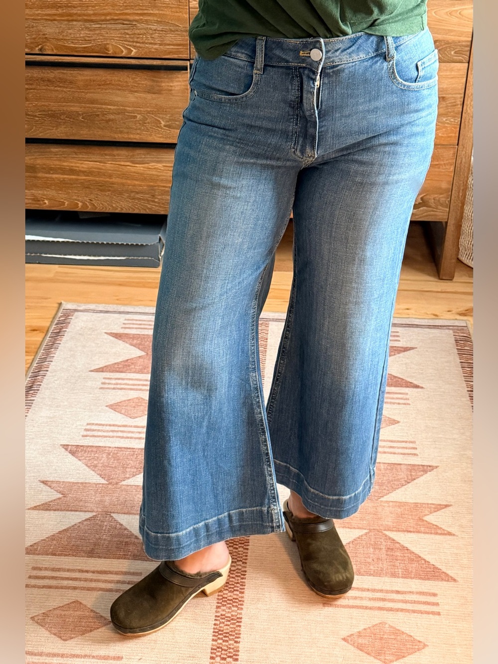 Pilcro Wide-Leg Cropped Women's Jeans - Picture 1 of 6
